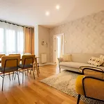 Lujo Y Comodidad: Tu Refugio Con Estilo Y Amplitud Appartement