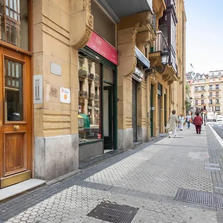 Lujo Y Comodidad Tu Refugio Con Estilo Y Amplitud شقة سان سيباستيان